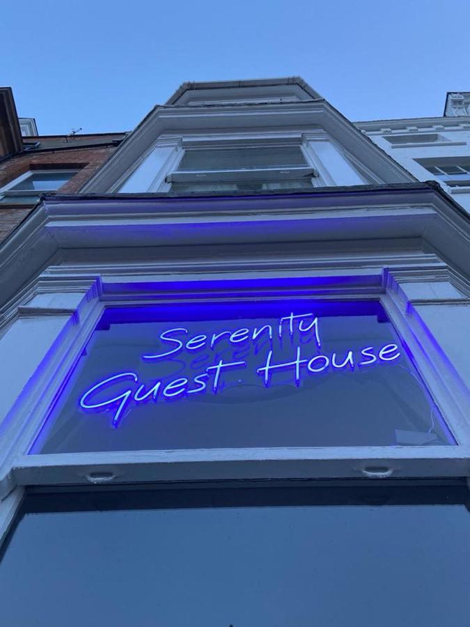 Serenity Guest House Скарборо Экстерьер фото